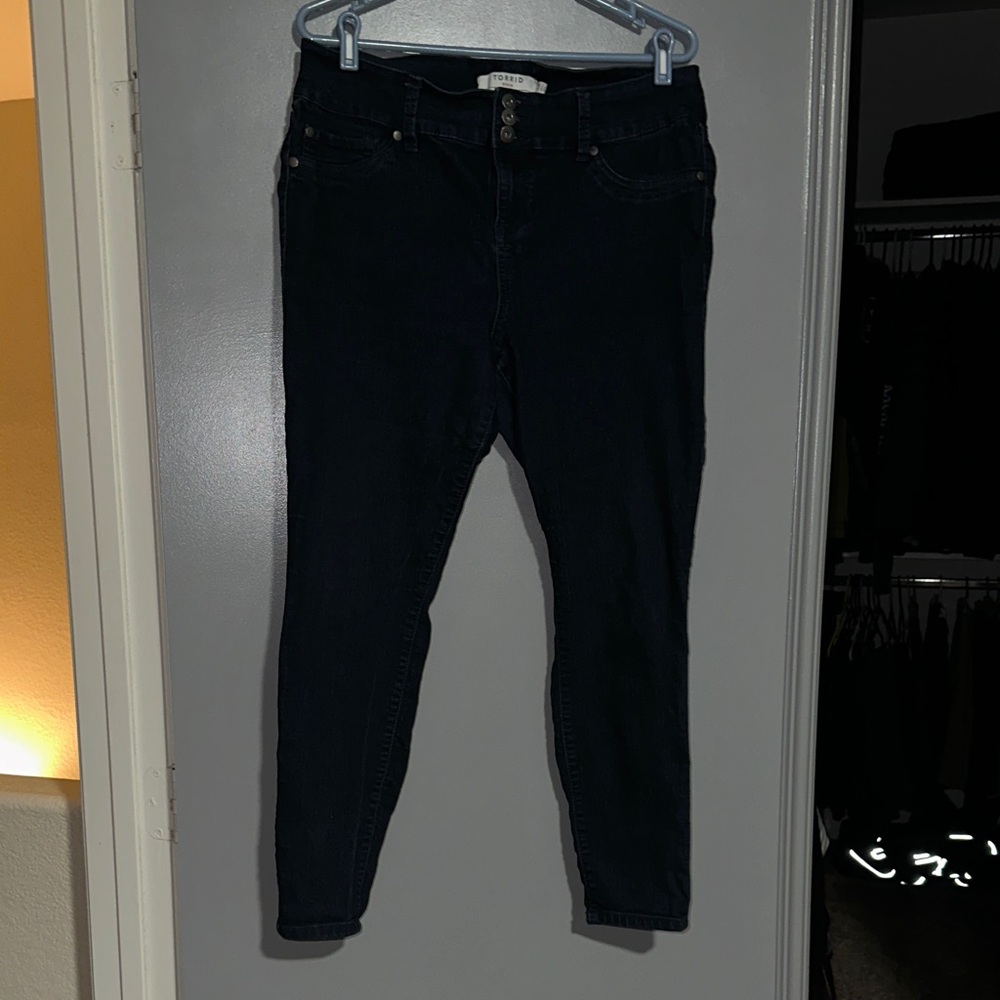 Torrid size 16R, dark blue jegging skinny denim jeans